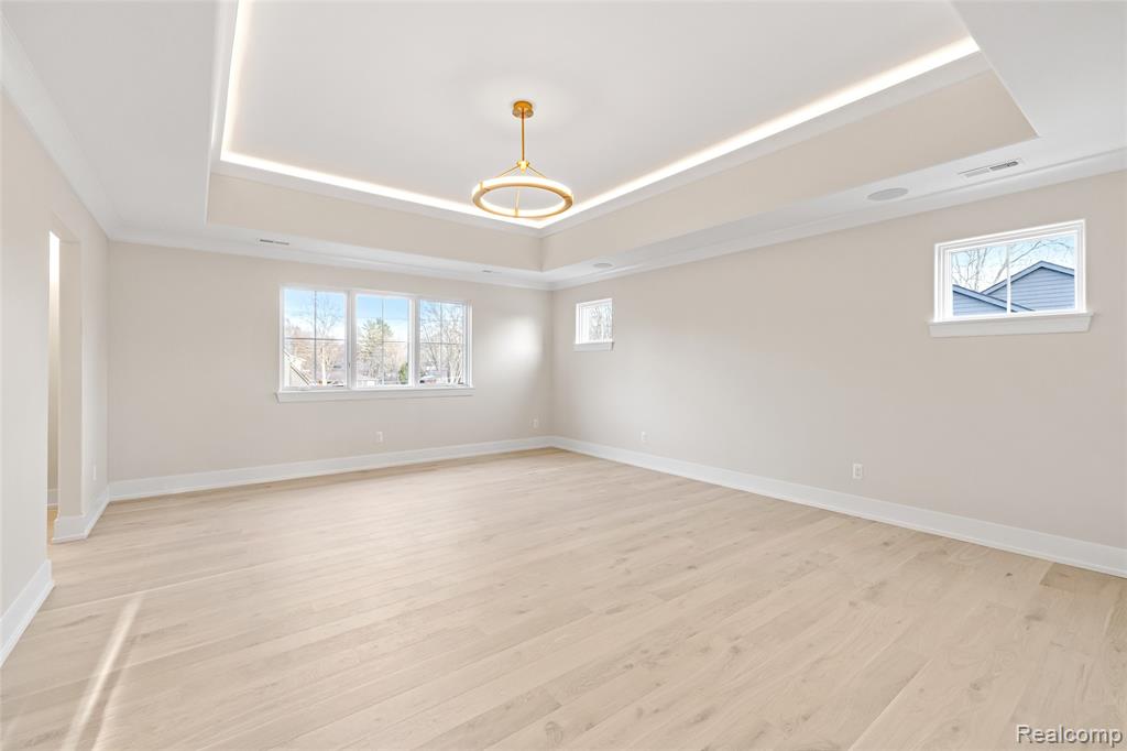 2802 HEATHFIELD Road, Bloomfield Hills, MI, 48301