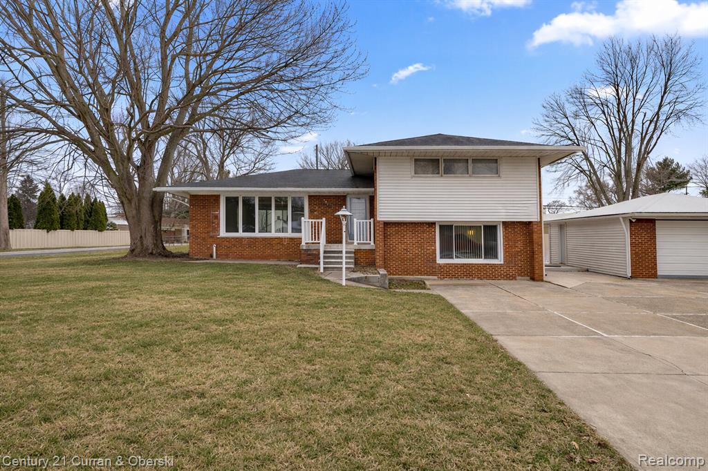 30631 Bayview Drive, Gibraltar, MI — front exterior