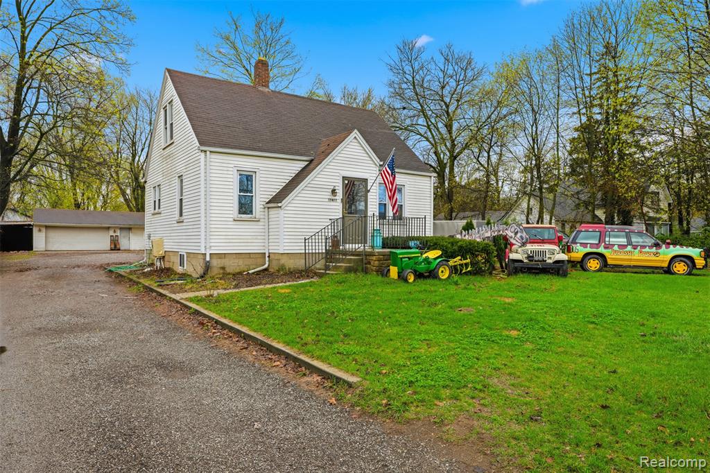 37493 Wabash Street, Romulus, MI 48174 — front exterior