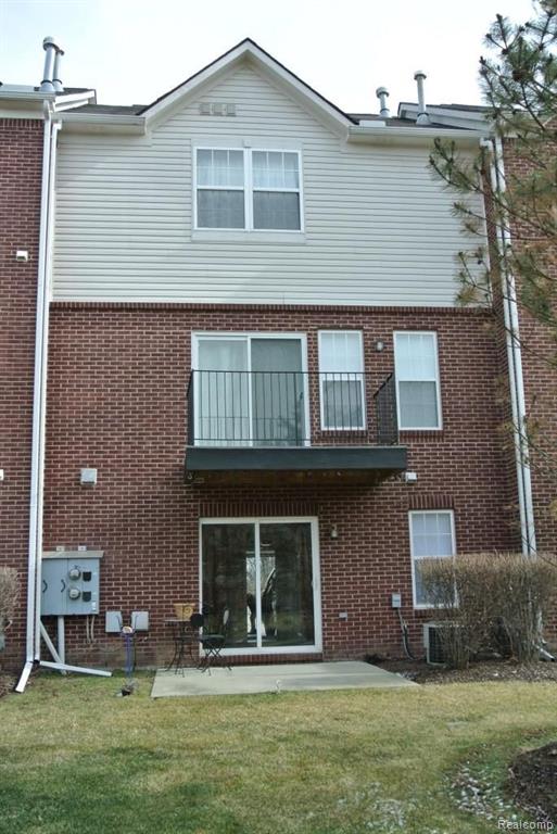 646 Cherry Orchard Road, Canton, MI 48188 — Photo 2