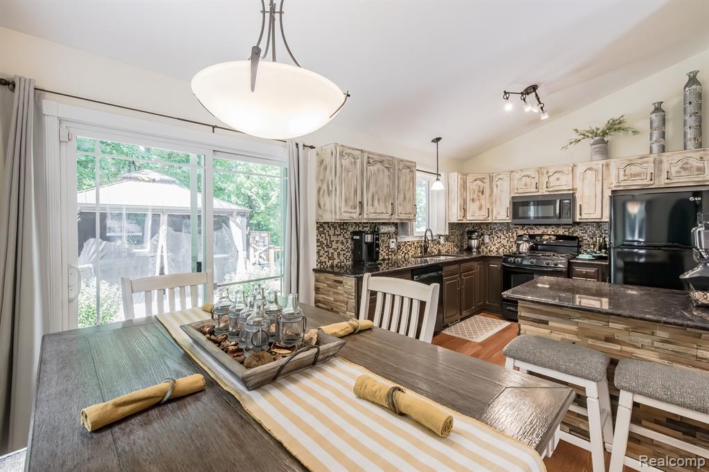 8642 Thendara Boulevard, Clarkston, MI 48348 — Photo 10