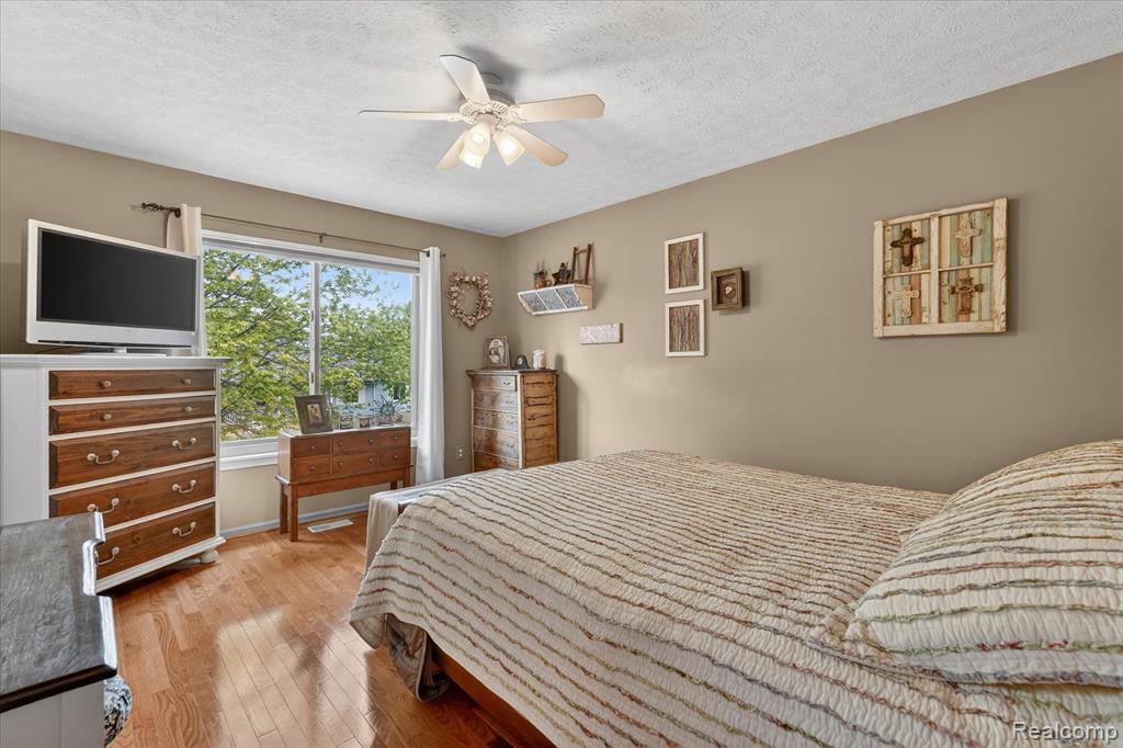 764 Town Trail, Pinckney, MI 48169 — Photo 18