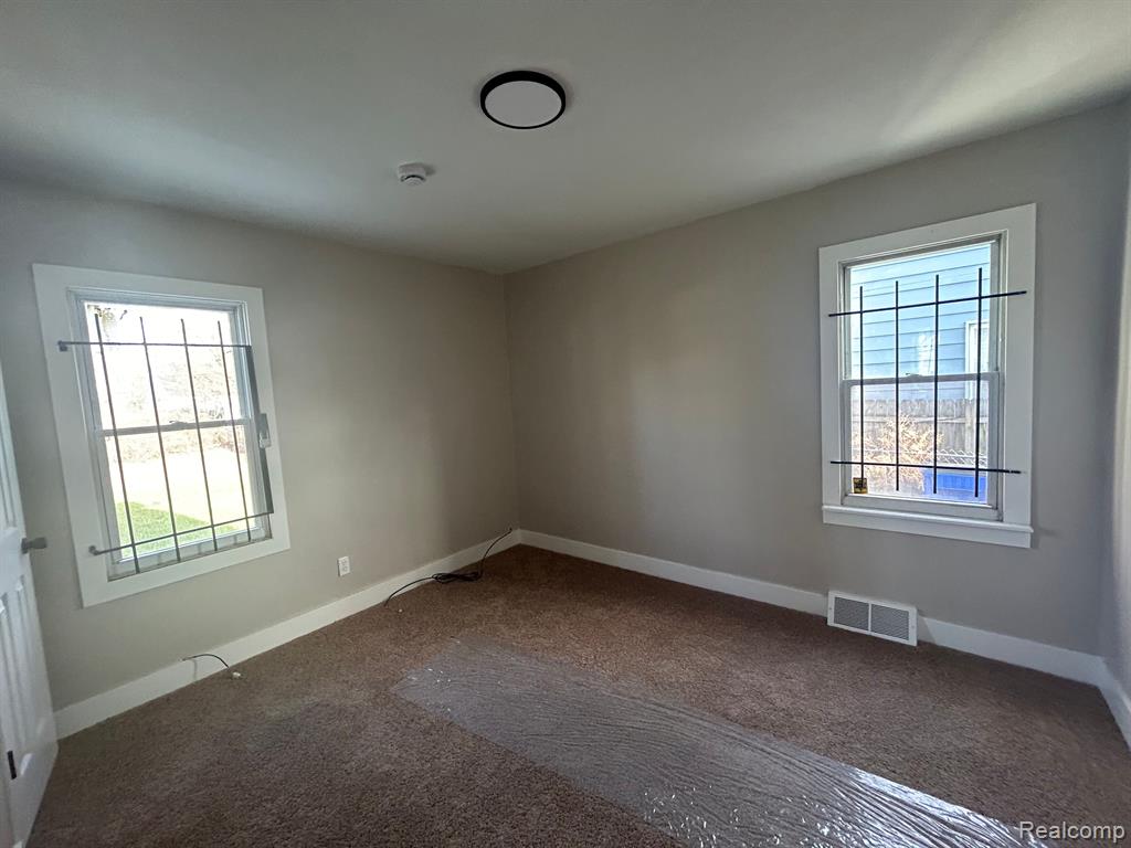 9584 AUBURN Street, Detroit, MI 48228 — Photo 9