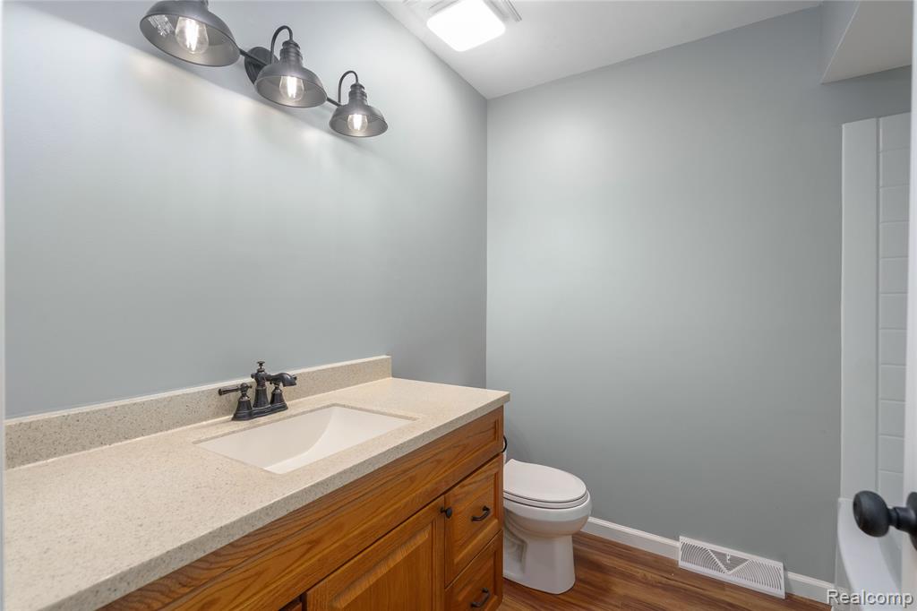 4566 Clyde Road, Howell, MI 48855 — Photo 39