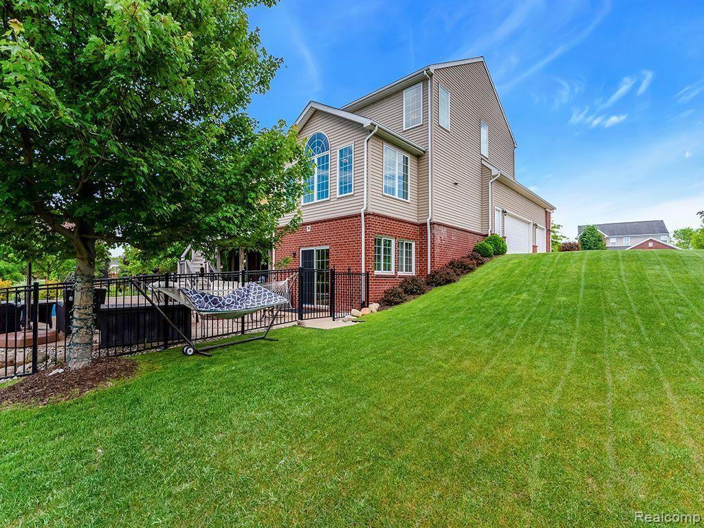 26317 SHUMANS Way, South Lyon, MI 48178 — Photo 50