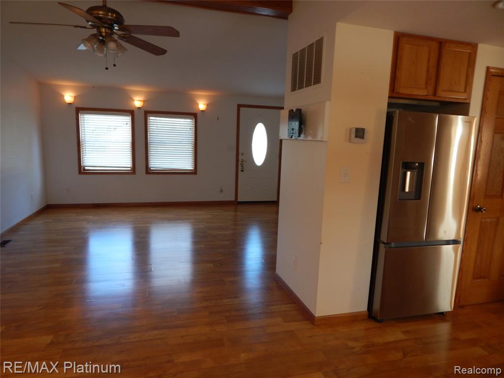 10321 E Lovejoy Road, Perry, MI 48872 — Photo 17