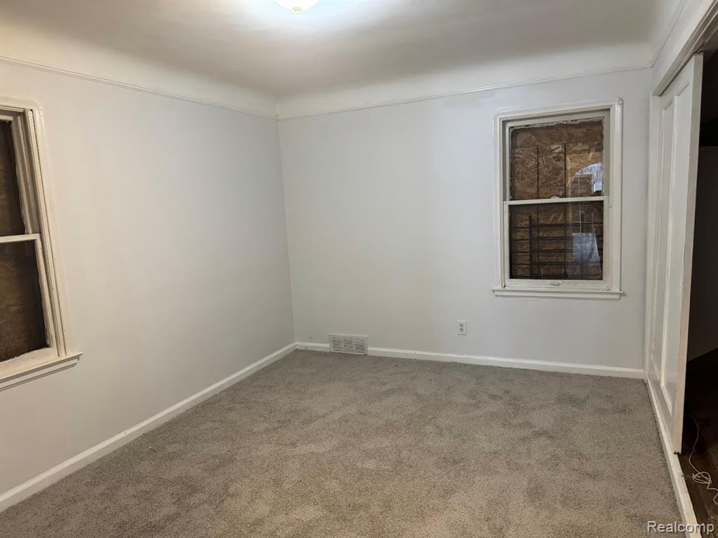 15613 Seymour Street, Detroit, MI 48205 — Photo 22