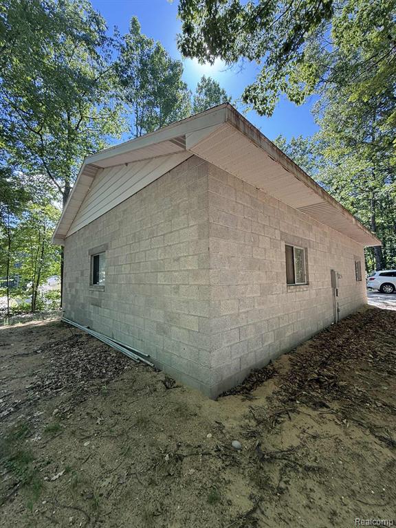 8460 N Harrison, Roscommon, MI 48653 — Photo 4
