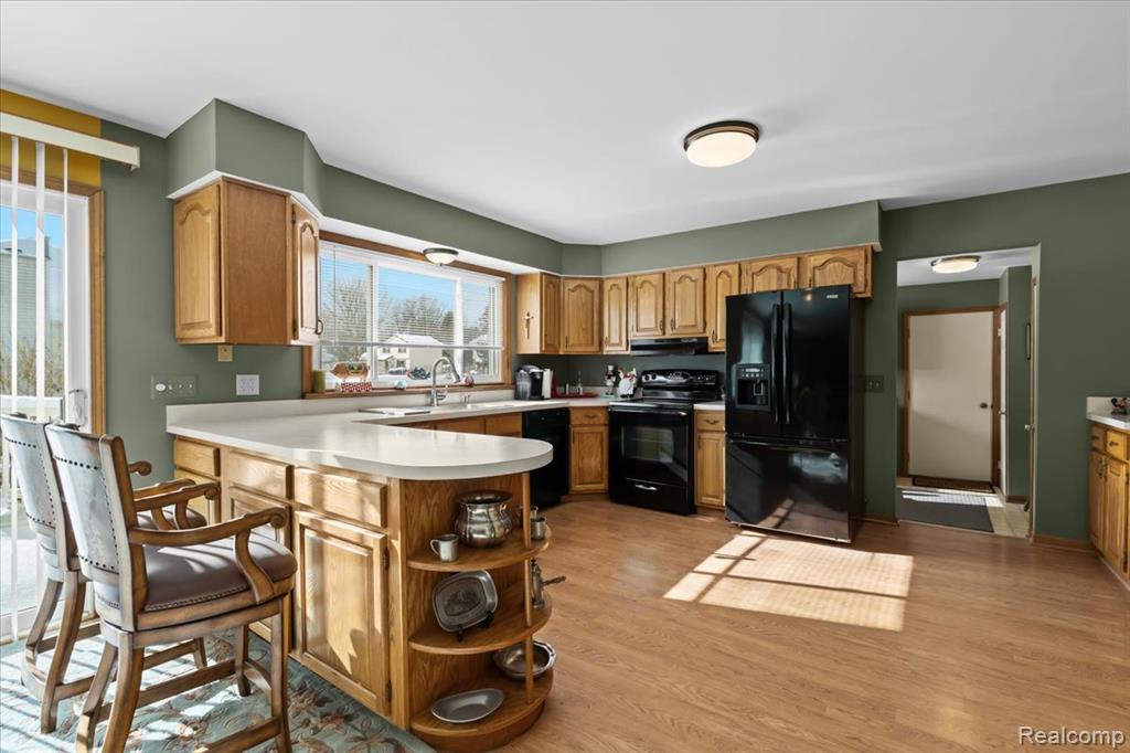 9112 Meadowdale Drive, Brighton, MI 48114 — Photo 17