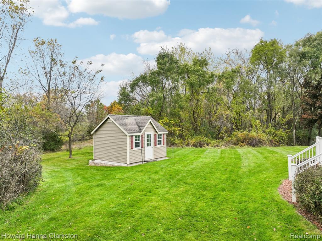 4105 Nancy Lane, White Lake, MI 48383 — Photo 39
