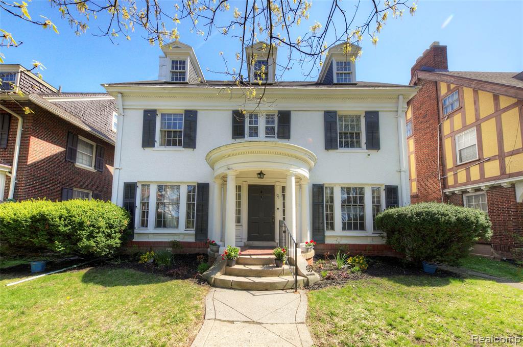 121 Longfellow Street - Photo 5