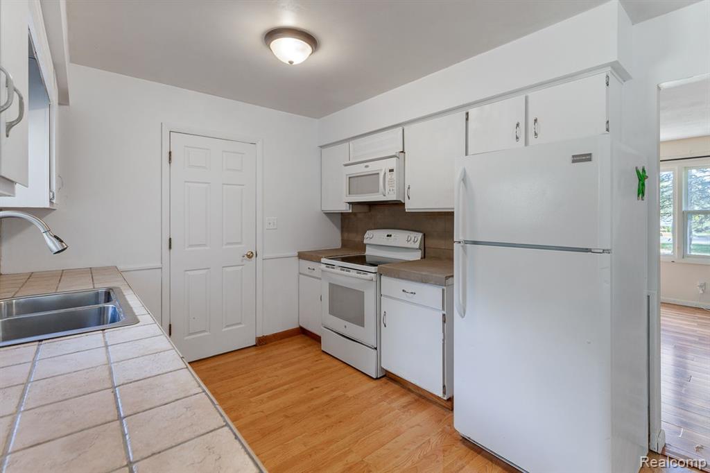 9810 SLEE Road, Onsted, MI 49265 — Photo 13