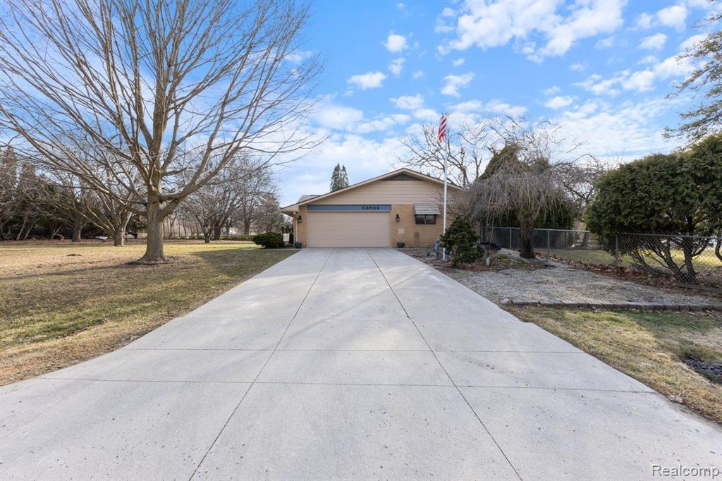 68864 WINGATE Drive, Washington, MI 48095 — Photo 5
