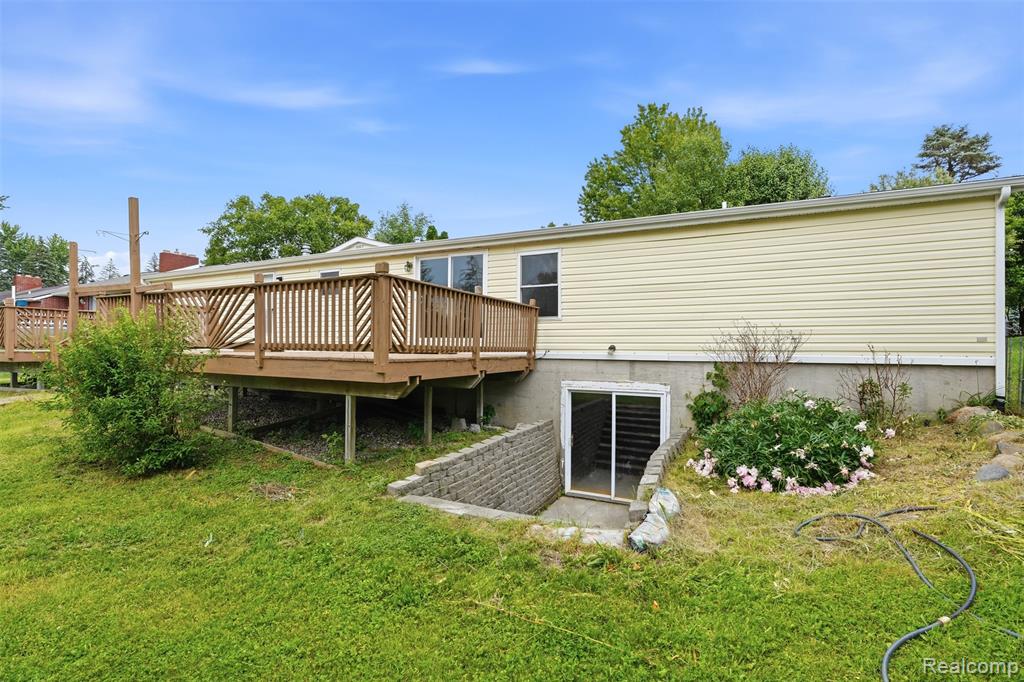 4420 Dublin Road, Burton, MI 48529 — Photo 35