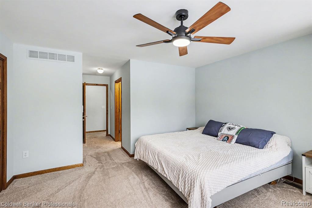 3172 Shadow Brook Lane, Pinckney, MI 48169 — Photo 18