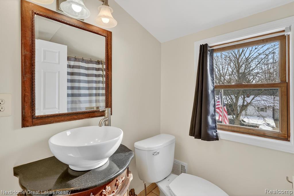726 W 2nd Street, Davison, MI 48423 — Photo 17