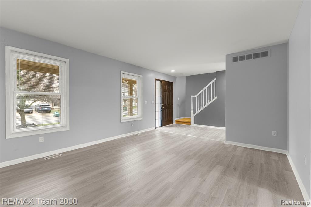 21717 Hildebrandt Drive, Flat Rock, MI 48134 — Photo 7