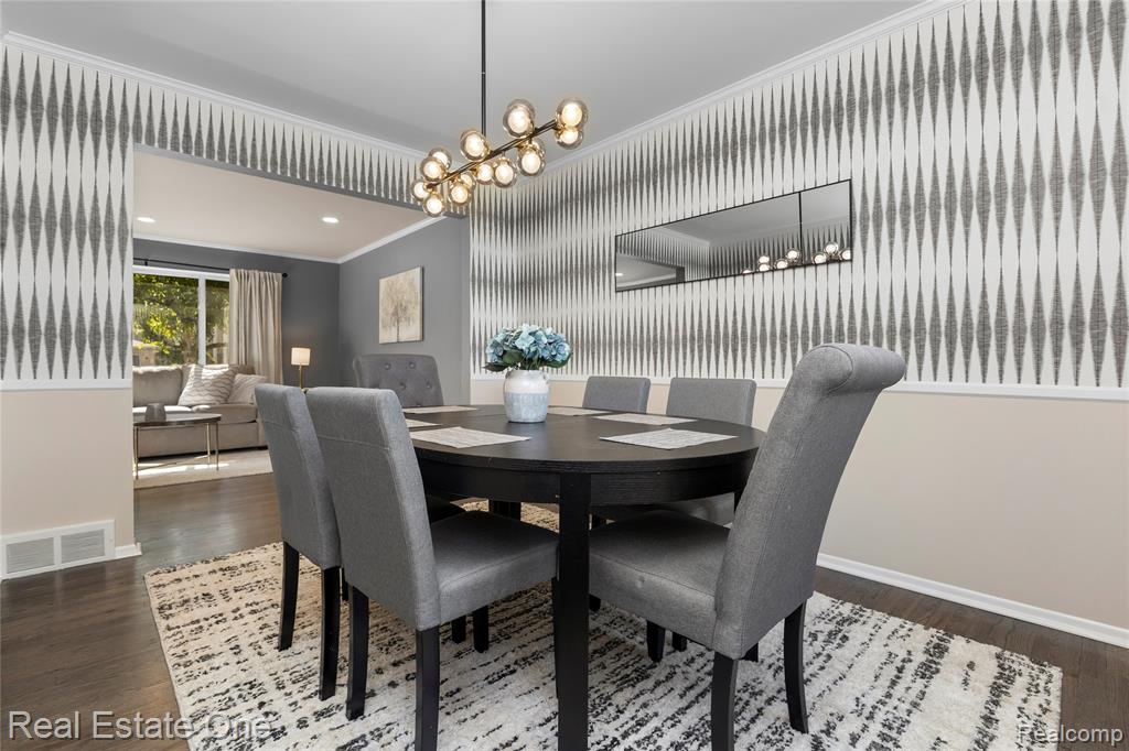 5011 Thorncroft Avenue, Royal Oak, MI 48073 — Photo 13