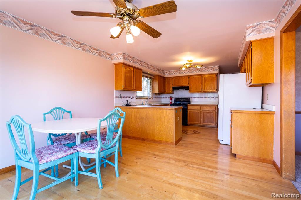53071 SPRINGHILL MEADOWS Drive, Macomb, MI 48042 — Photo 16