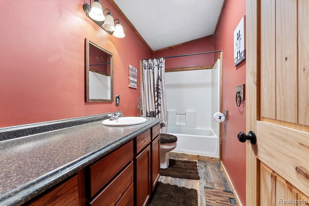 6411 W Newburg Road, Carleton, MI 48117 — Photo 25