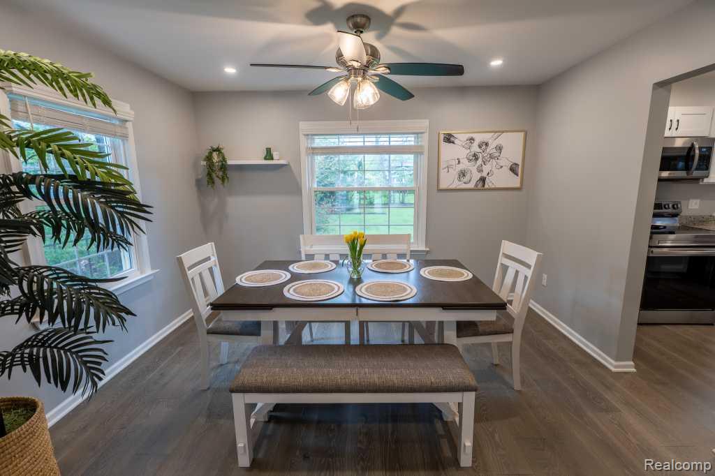 244 Gladwin Avenue, Commerce Twp, MI — Photo 9