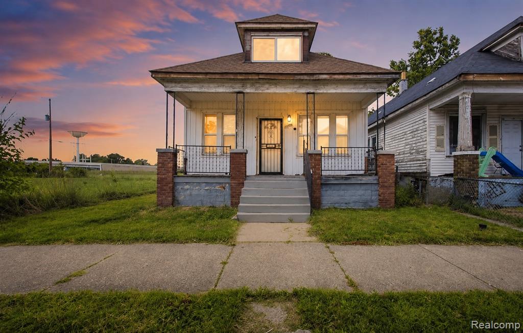 2003 Dearing Street, Hamtramck, MI 48212