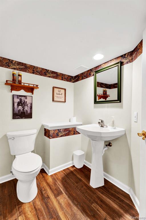 8155 Parkside Drive, Westland, MI — Photo 49