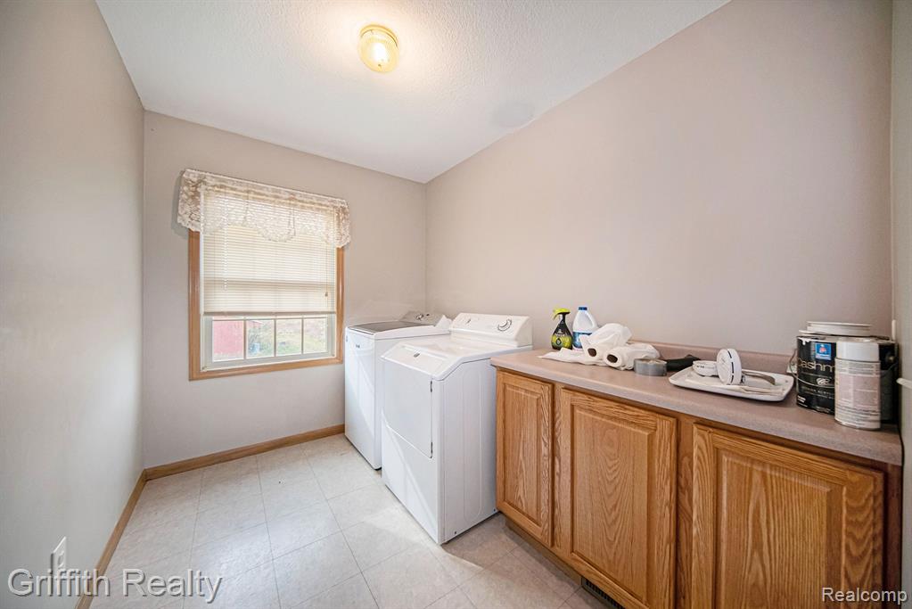3940 E Cohoctah Road, Howell, MI 48855 — Photo 23