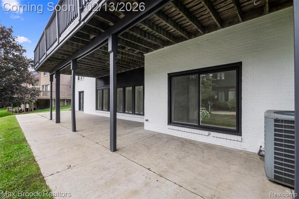 4117 Marlwood Drive, West Bloomfield, MI 48323 — Photo 45