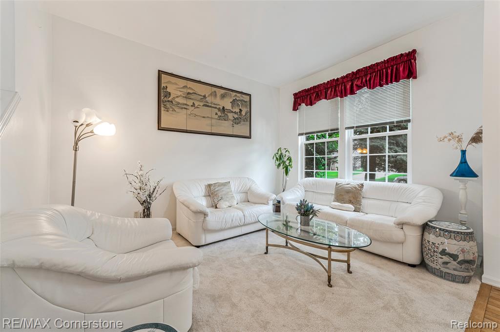 8307 Parkside Drive, Westland, MI — Photo 5