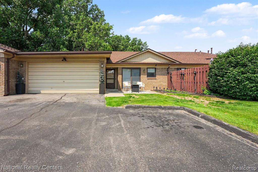 45277 Universal Court, Utica, MI 48317 — front exterior