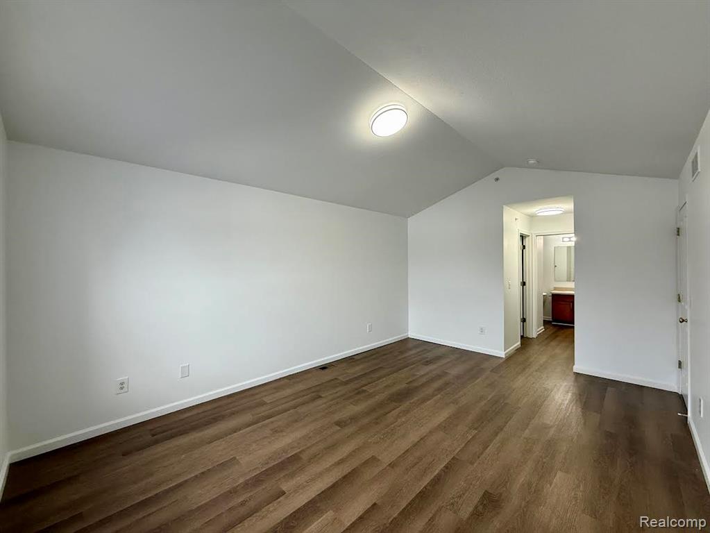 29067 Cullen Drive, Romulus, MI 48174 — Photo 37