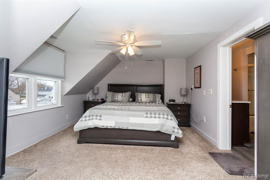 843 CHERRY Street, Wyandotte, MI 48192 — Photo 16