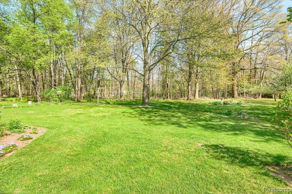 2676 Porcupine Trail, Lapeer, MI 48446 — Photo 56