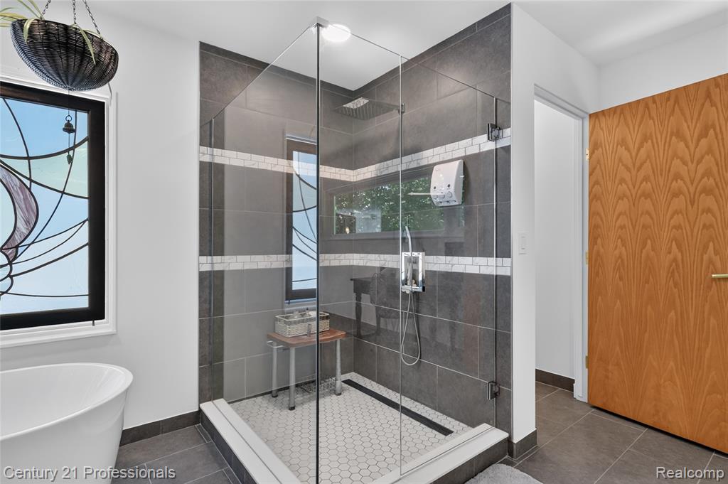 5255 Oak Hill Trail N, Commerce Twp, MI 48382 — Photo 35