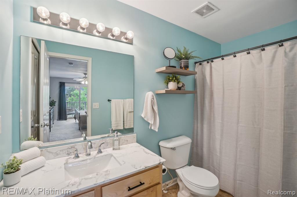 4090 HAMPTON RIDGE Boulevard, 56, Howell, MI 48843 — Photo 8