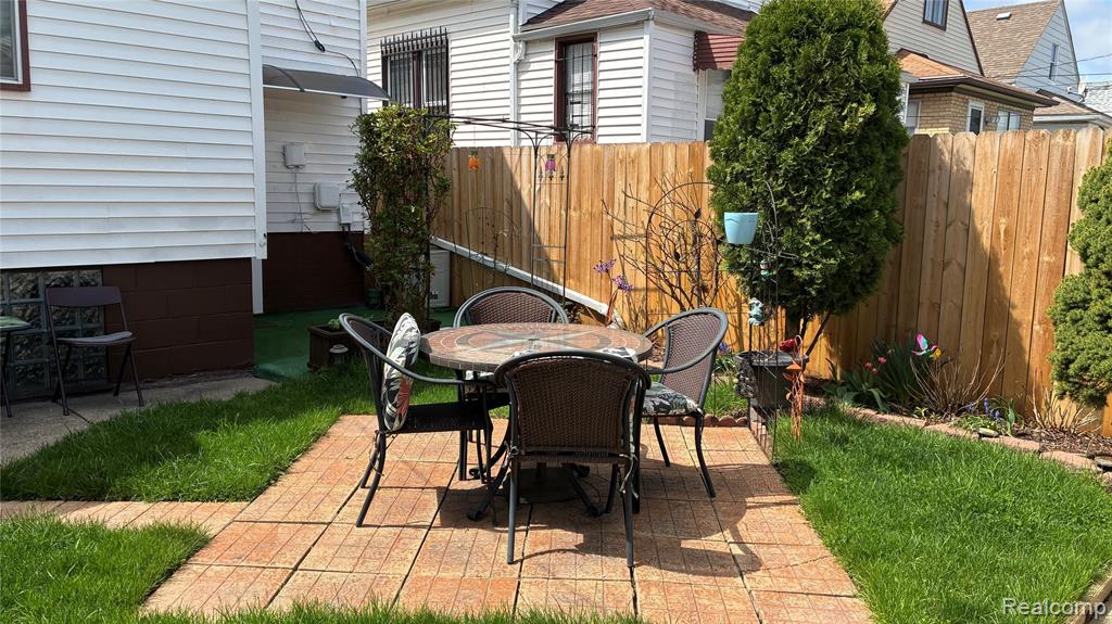 12044 Sobieski Street, Hamtramck, MI 48212 — Photo 27