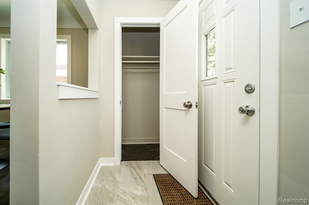 17330 Ego Avenue, Eastpointe, MI 48021 — Photo 10