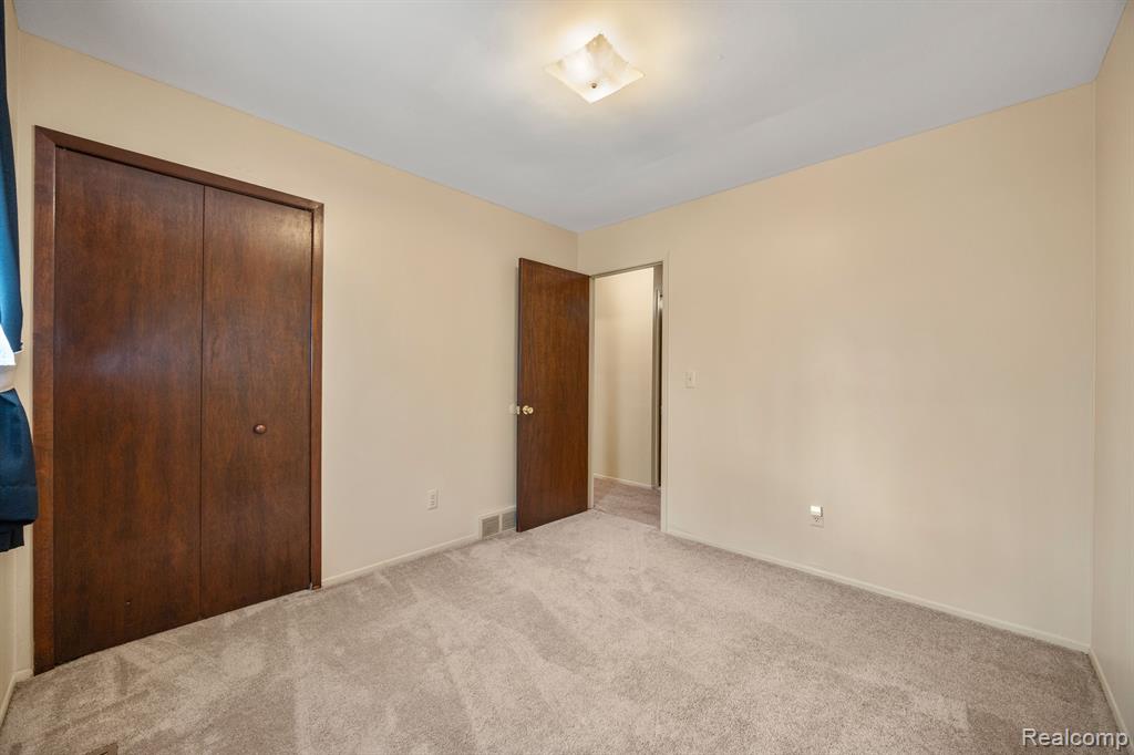63325 Place Road, Lenox, MI 48050 — Photo 17
