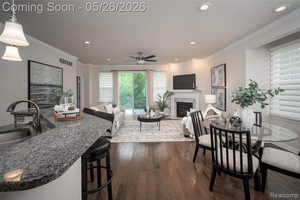 42384 Gateway Dr, Plymouth, MI 48170 — Photo 3