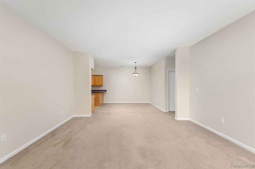 3446 Kneeland Circle, 28, Howell, MI 48843 — Photo 13