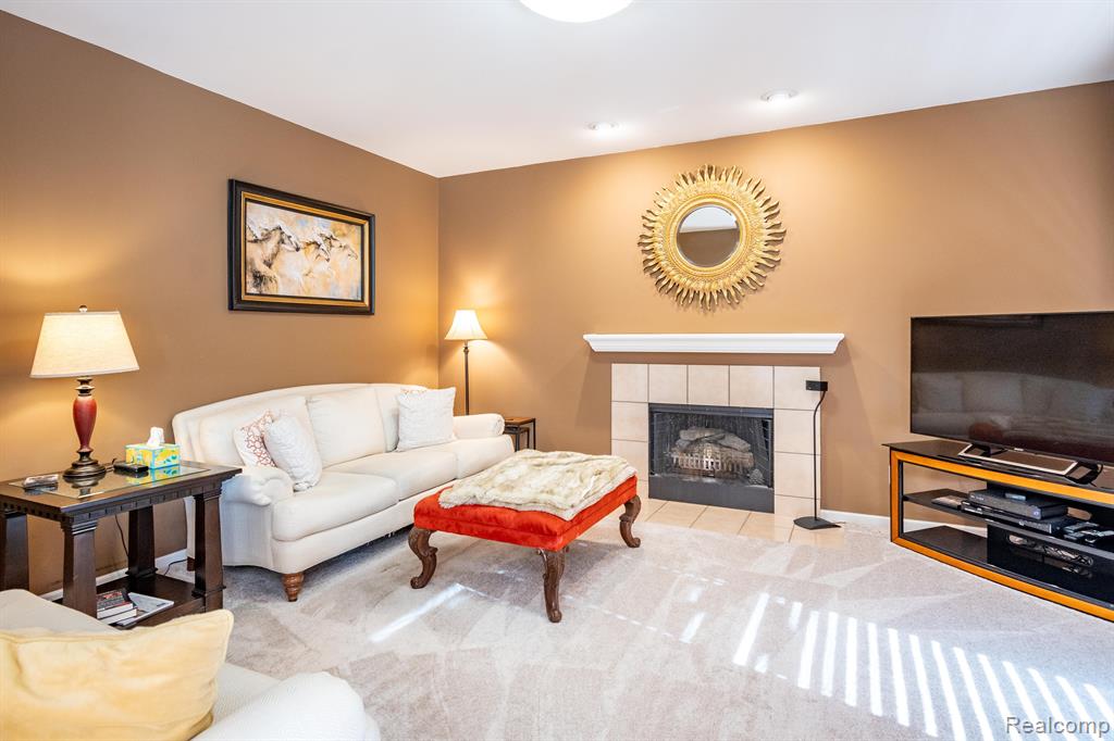 7059 YARMOUTH Drive, West Bloomfield, MI — Photo 16