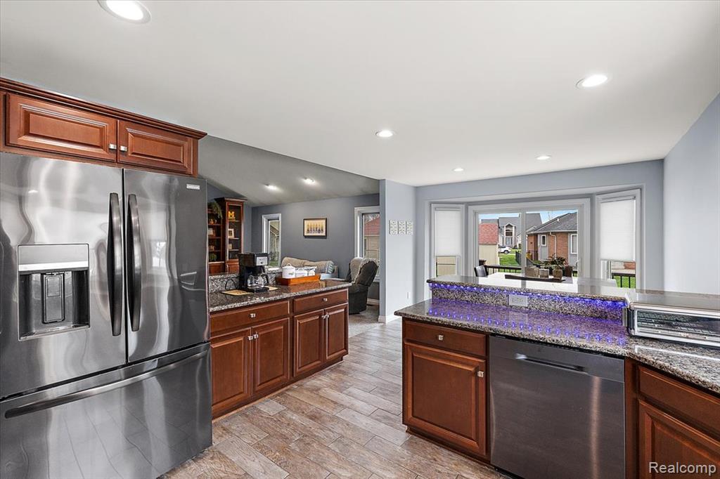 35526 Brooke Circle, New Baltimore, MI 48047 — Photo 14