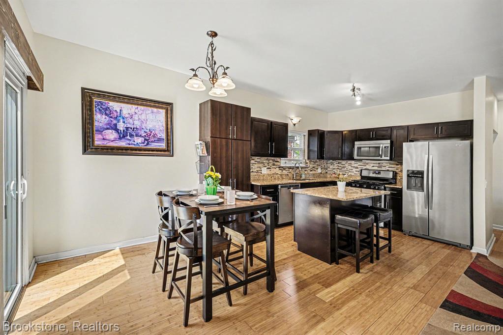 46561 Plum Grove Drive, Macomb, MI 48044 — Photo 6