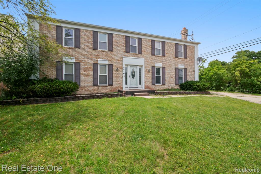 5510 Greenbriar Drive, West Bloomfield, MI — Photo 3