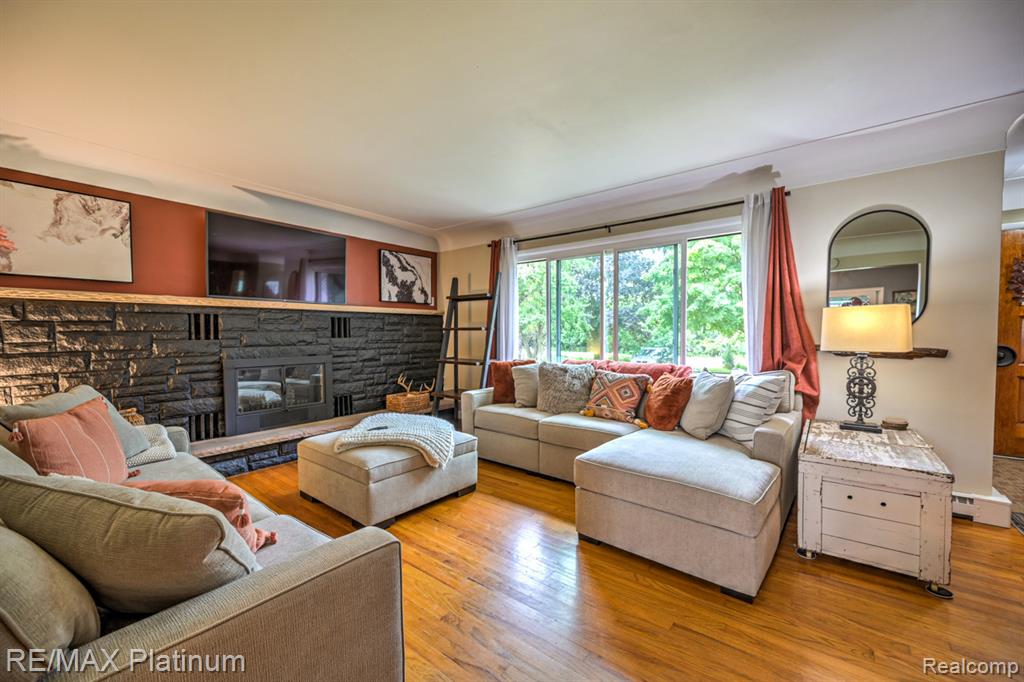 5462 Cook Road, Swartz Creek, MI 48473 — Photo 4