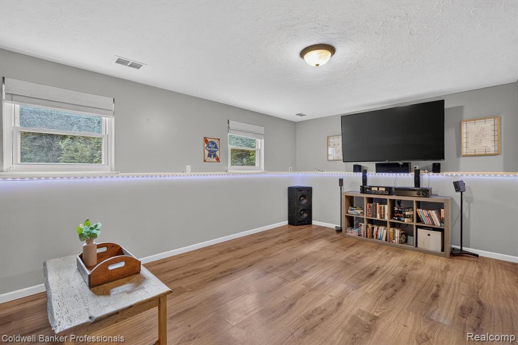 3024 Harold Drive, Columbiaville, MI 48421 — Photo 32