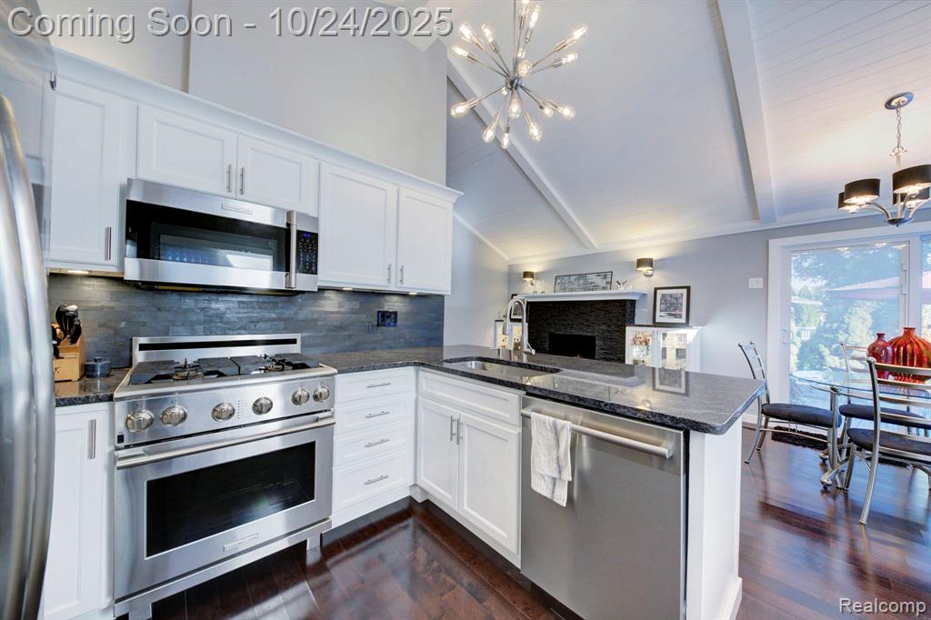 43764 Hanford Road, Canton, MI 48187 — Photo 18