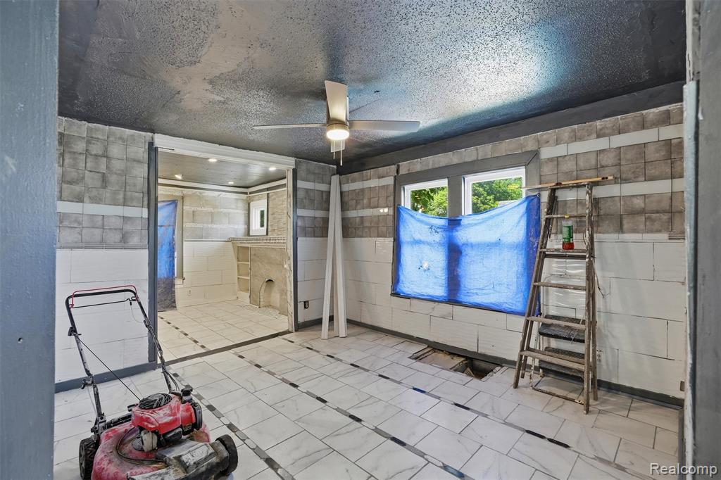 9388 Ward Street, Detroit, MI 48228 — Photo 5