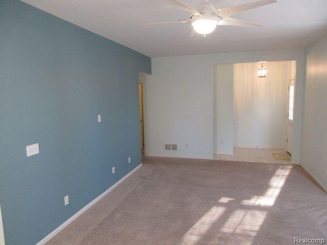 538 DOCKSIDE Circle, Holly, MI 48442 — Photo 4
